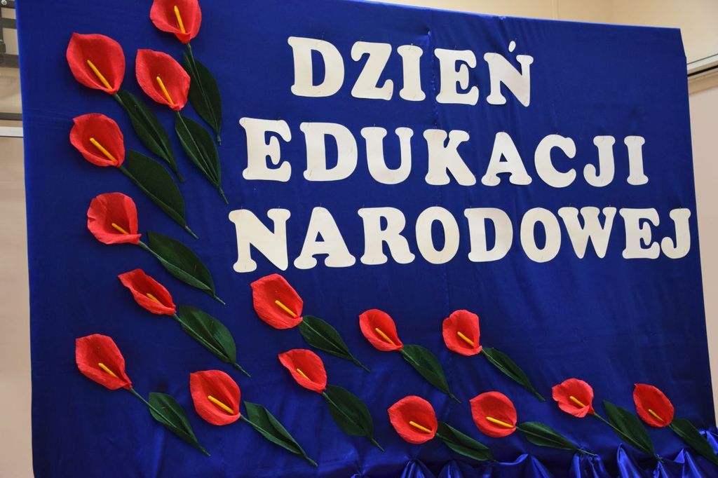 Dzień Nauczyciela i Ślubowanie uczniów klasy pierwszej