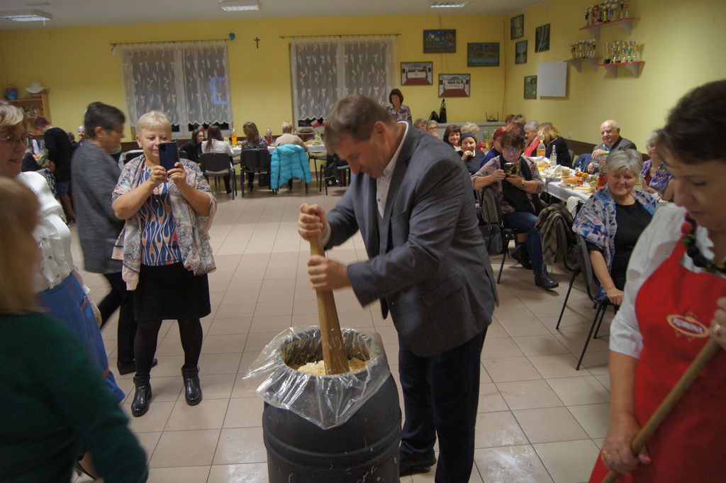 Tradycyjne „Kiszenie Kapusty” w Pławanicach