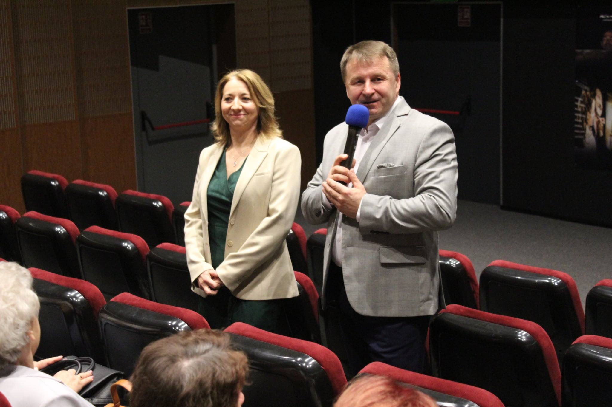 Seanse filmowe z okazji „Dnia Kobiet” i „Dnia Mężczyzny”